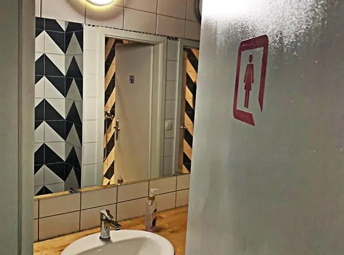 Quasimodo (adults Only) Split