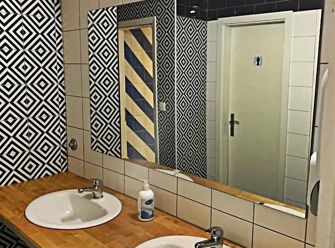 Quasimodo (adults Only) Split