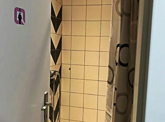 Quasimodo (adults Only) Hostel *