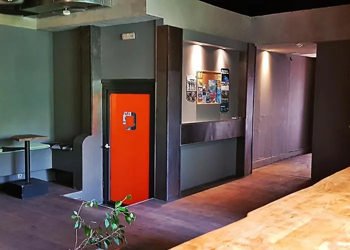 Quasimodo (adults Only) Split