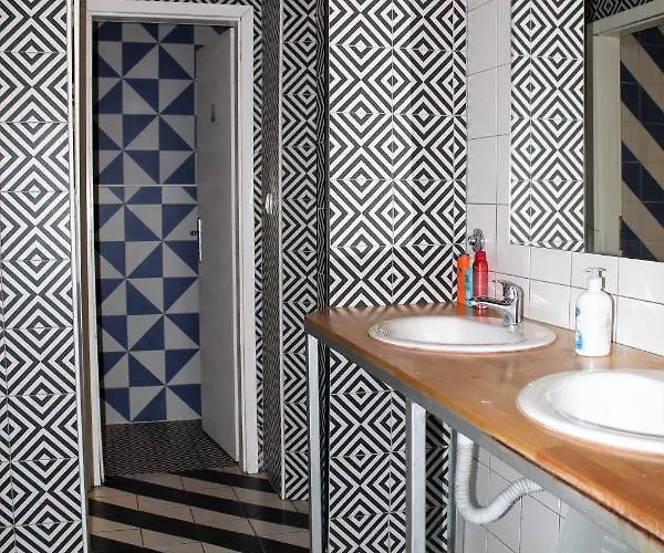 Quasimodo (adults Only) *