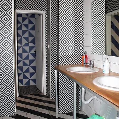 Quasimodo (adults Only) *